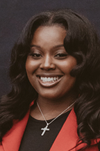 Essence Leslie headshot